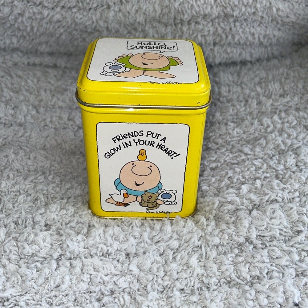 Ziggy Hullo Sunshine Lemon Scented Candle in Tin with Lid